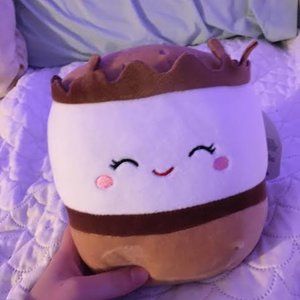 Carmelita 7 in squishmallow